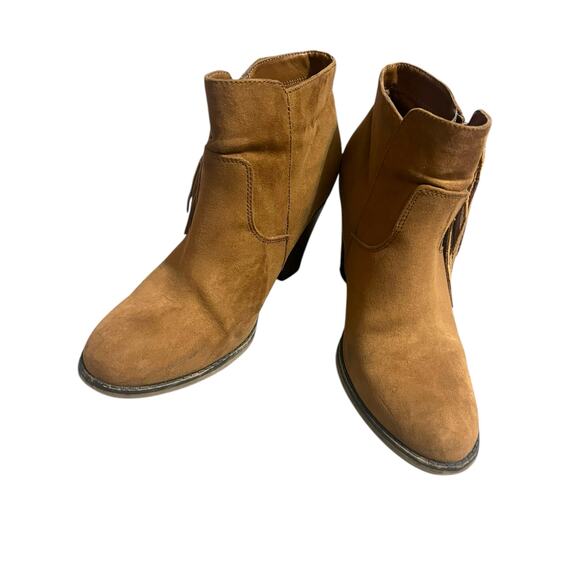 Mia Lindsie Brown Suede Leather Ankle Boots Side Zip Fringe Tassels Size 8.5 - Picture 2 of 16